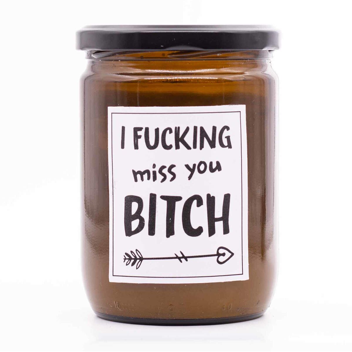 Handgemachte vegane mad candle Duftkerze (360g) im braunen Glas – mit frischem Zitronen-Lavendel-Duft und Aufdruck ‚I fucking miss you bitch‘. Witziges Geschenk aus Sojawachs für deine beste Freundin!