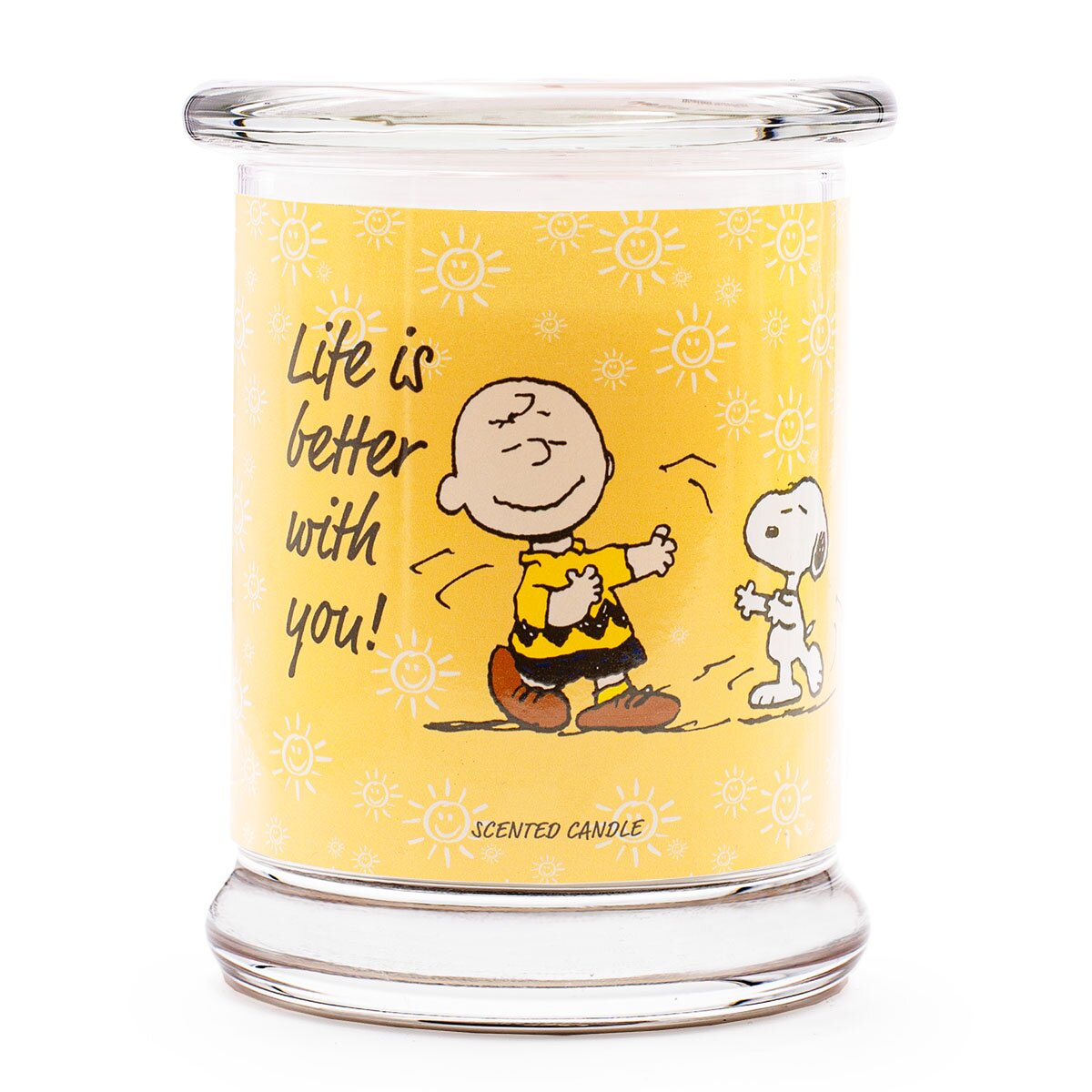 Peanuts Duftkerze ‚Life is better with you‘ (250g) – Vorderseite der offiziellen Lizenzkerze im fröhlichen Design mit Charlie Brown und Snoopy, die sich umarmen wollen, auf gelbem Hintergrund – perfekte Deko oder Geschenkidee für Freunde.