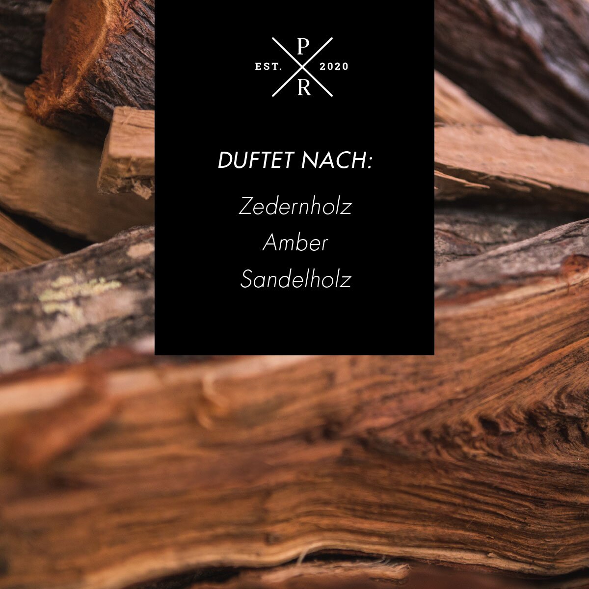 Vegane Sojawachs-Duftkerze von Purple River mit Holzdocht und natürlichen Duftnoten Zedernholz, Amber & Sandelholz. Premium-Wellness-Kerze für entspannte Momente, stilvolle Wohndeko & hochwertige Geschenkideen. Made in Germany.